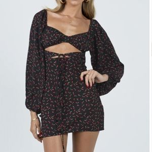 Princess Polly Nakita